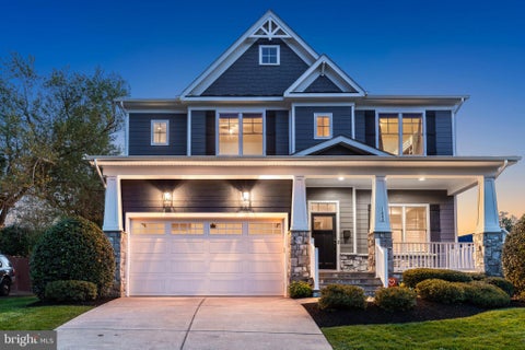 Photo of 1404 Cottage Street SW, VIENNA, VA 22180 (MLS # VAFX2344460)