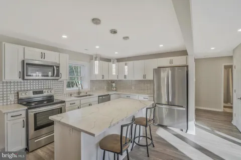 2625 Hamilton Road, Waldorf, MD MLS: MDCH2037446