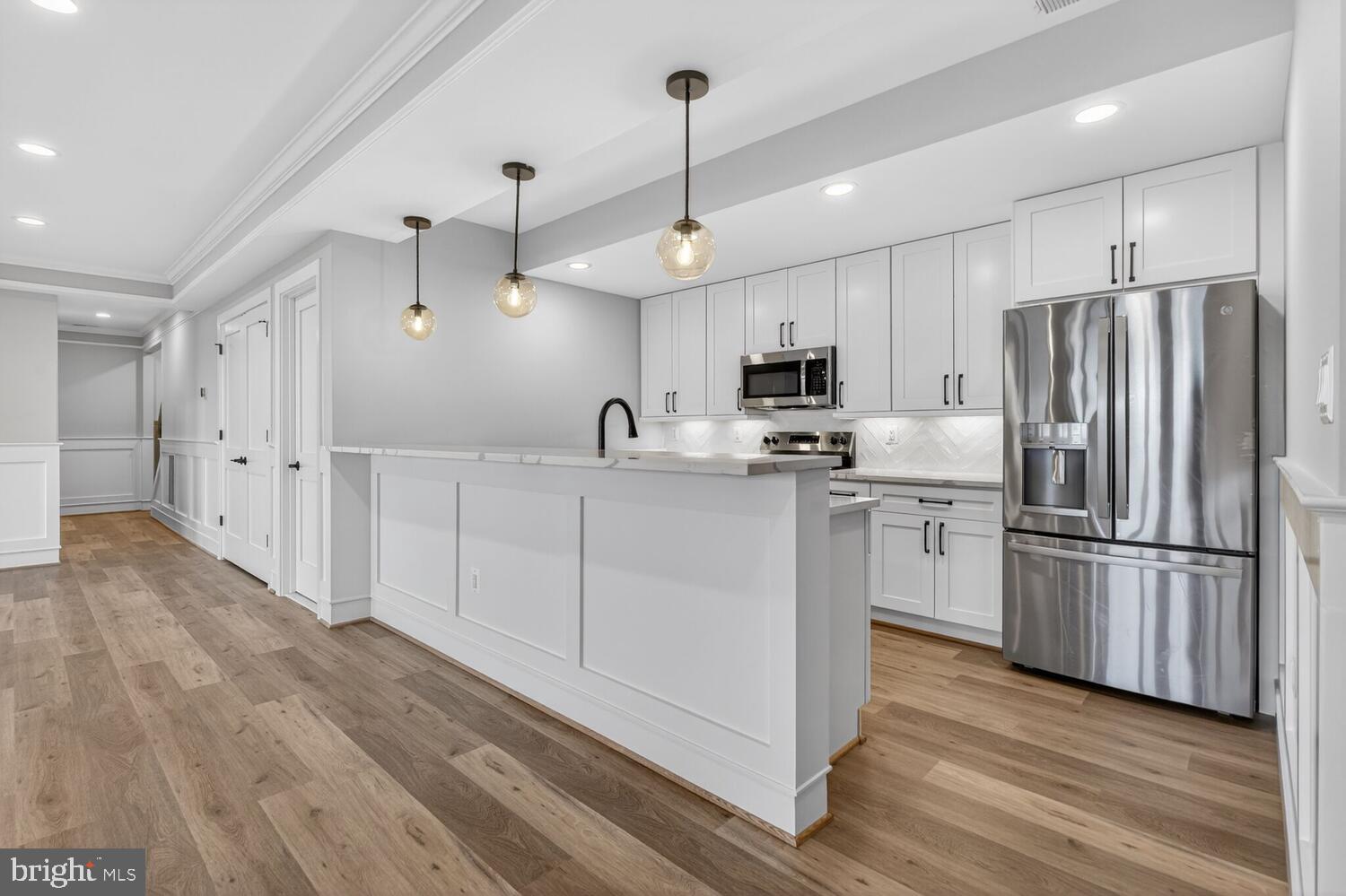 ROCK ISLAND LANDING - Residential