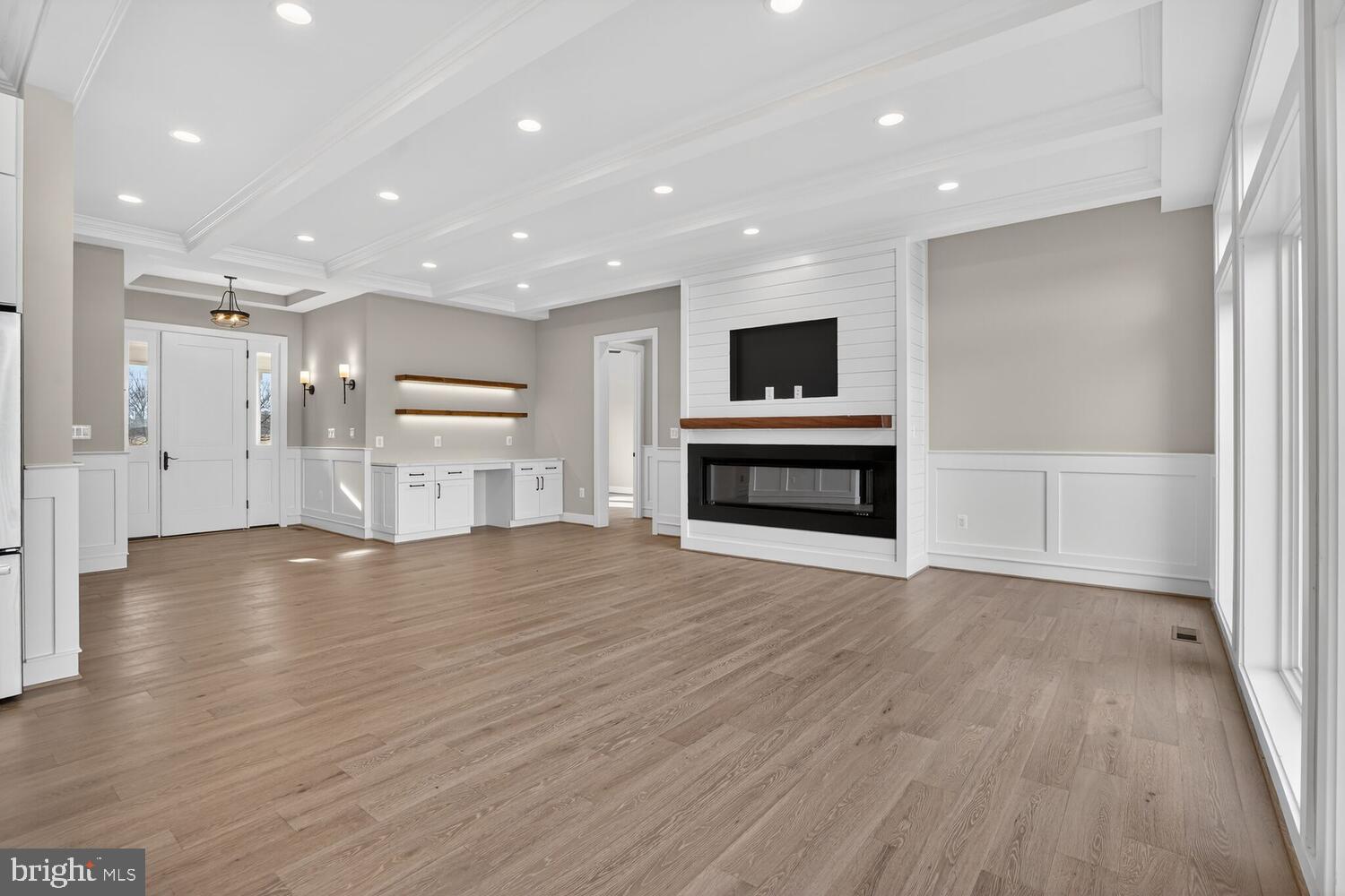 ROCK ISLAND LANDING - Residential