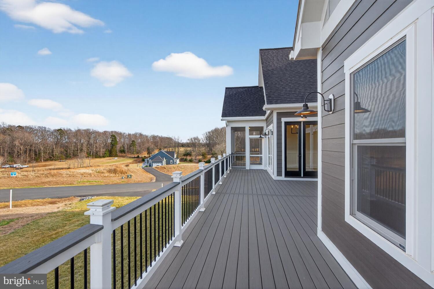 ROCK ISLAND LANDING - Residential