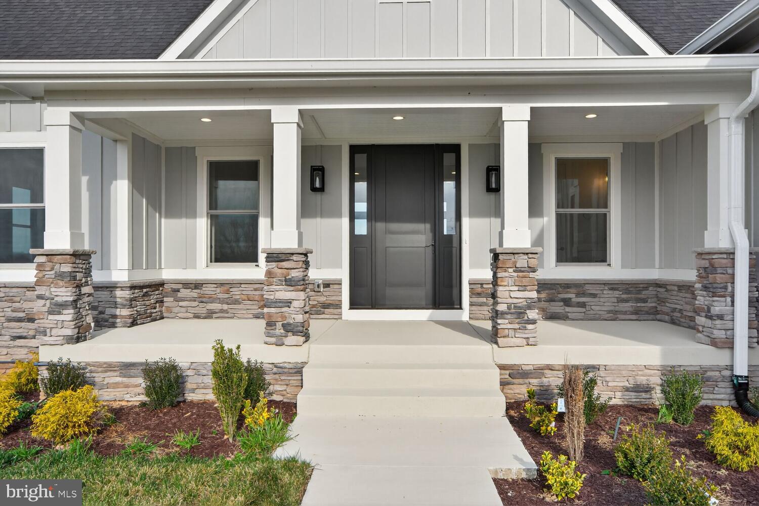 29 ROCK ISLAND RIDGE, LAKE ANNA