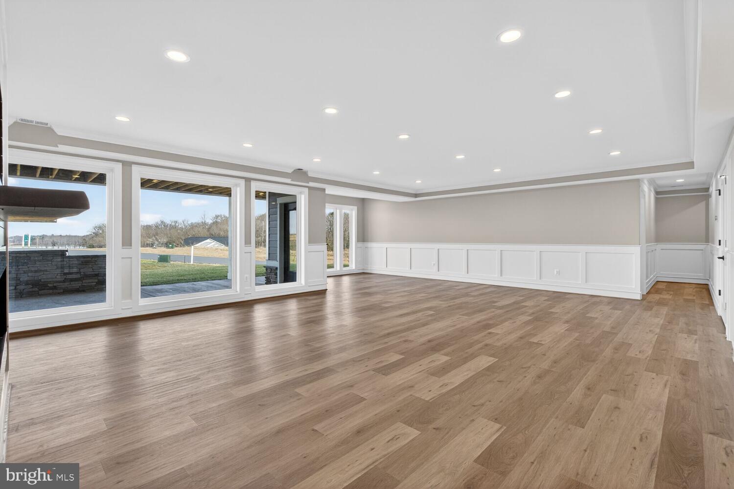 ROCK ISLAND LANDING - Residential