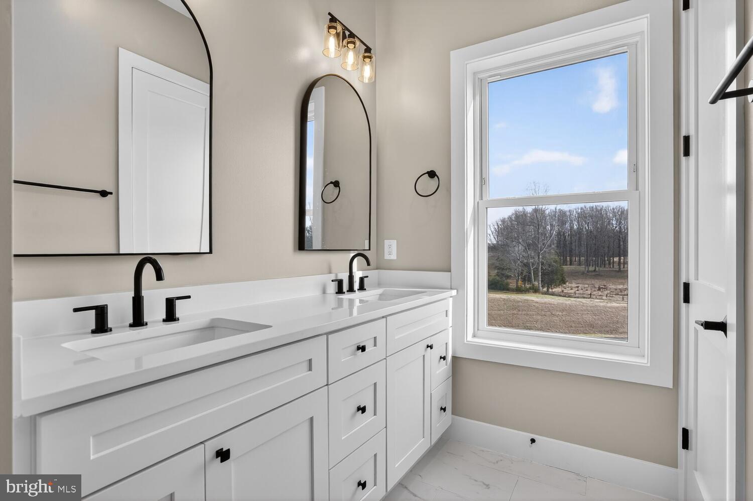 ROCK ISLAND LANDING - Residential