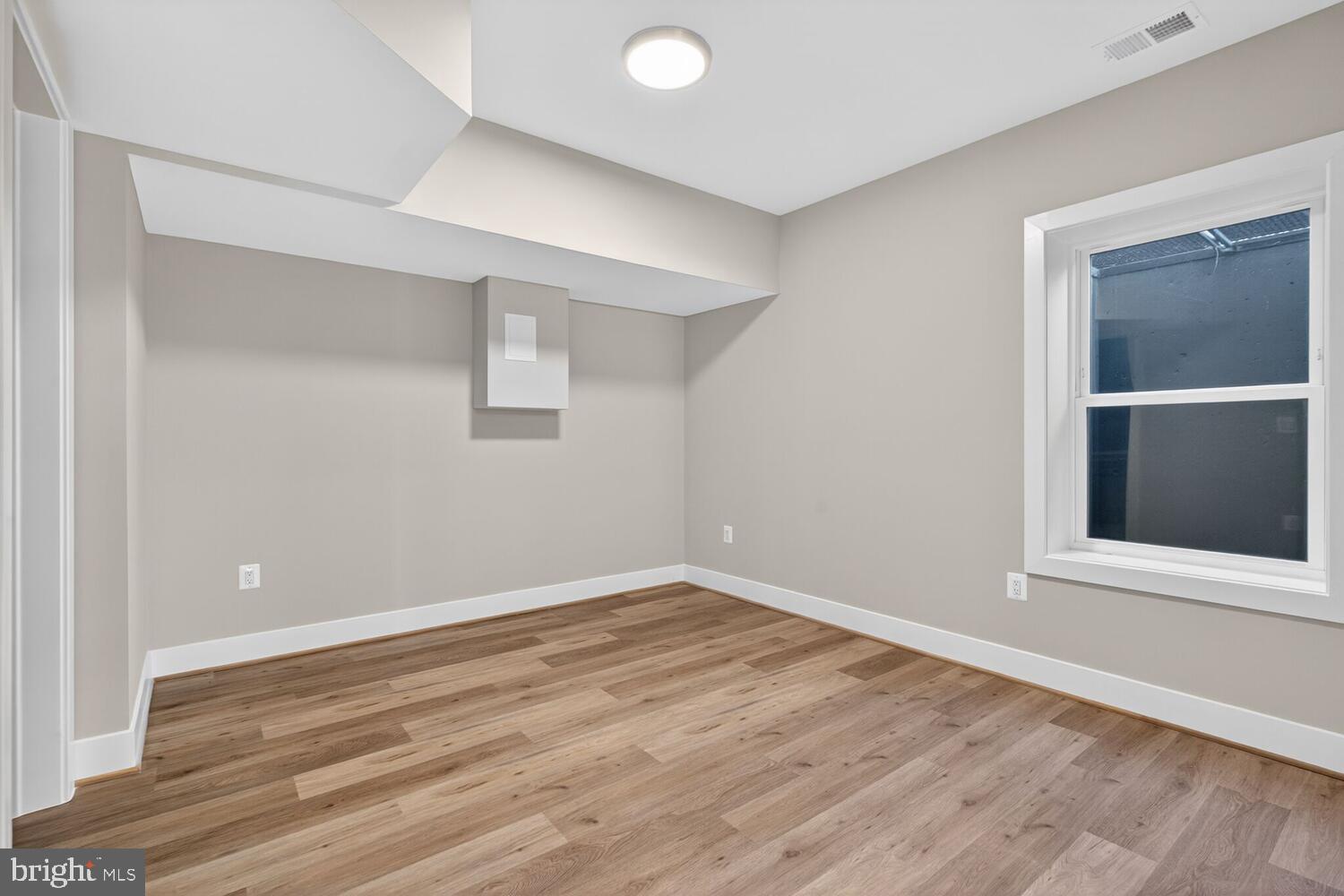 ROCK ISLAND LANDING - Residential