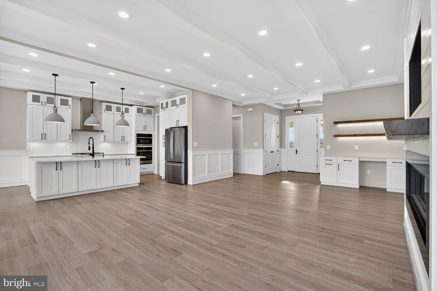 ROCK ISLAND LANDING - Residential