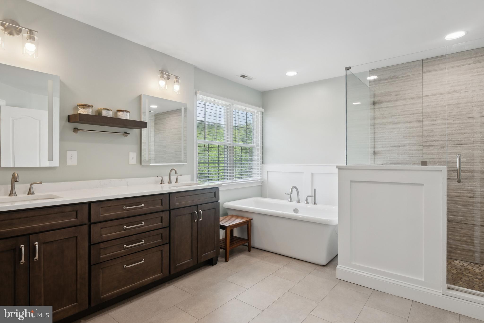 RIVERSIDE AT CHADDS - Residential