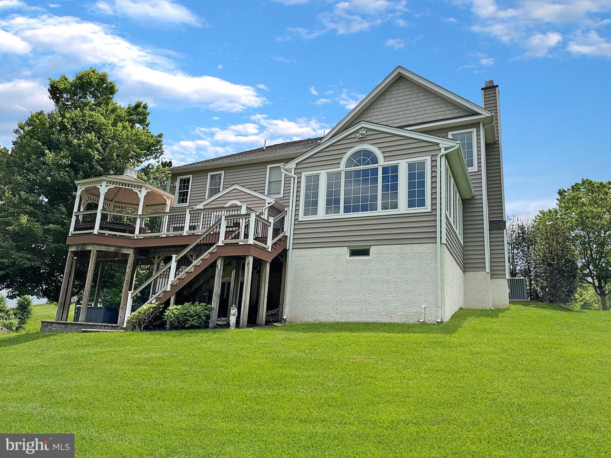 RIVERSIDE AT CHADDS - Residential