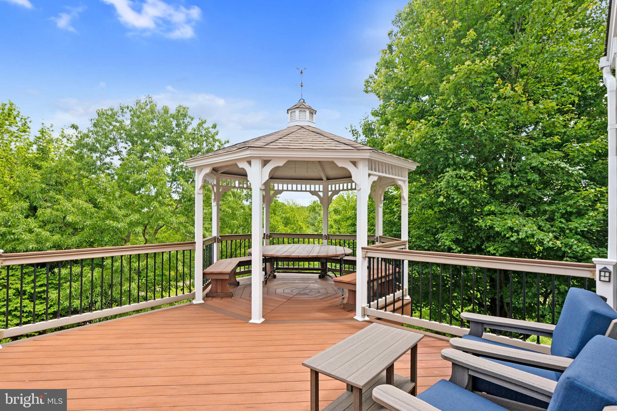 RIVERSIDE AT CHADDS - Residential