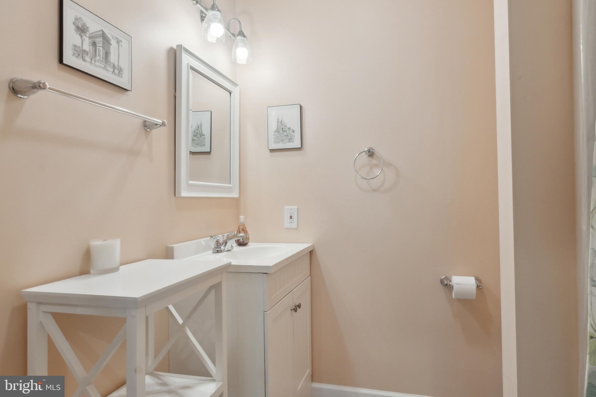 RIVERSIDE AT CHADDS - Residential