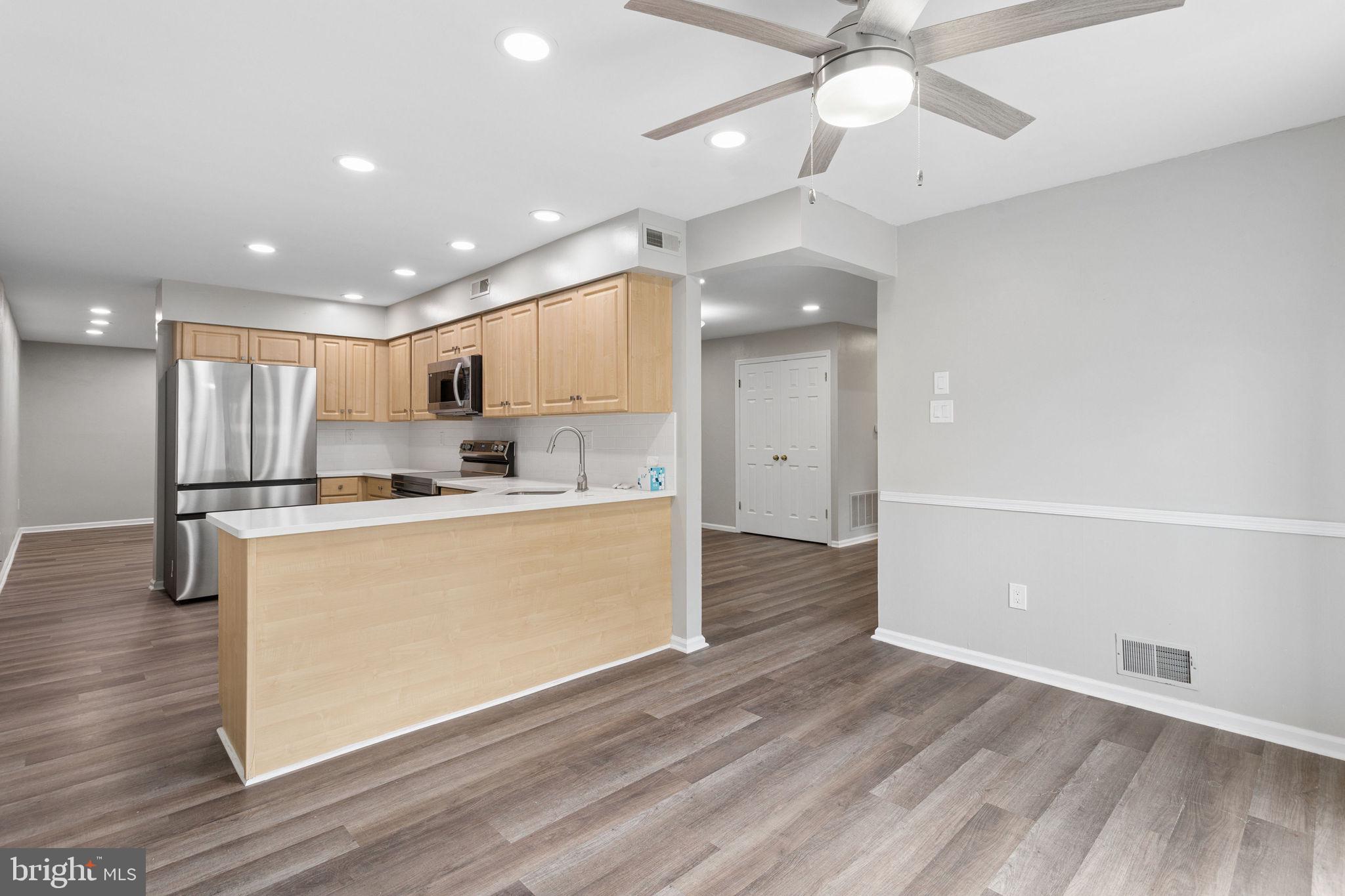 932 CHANTICLEER DRIVE
