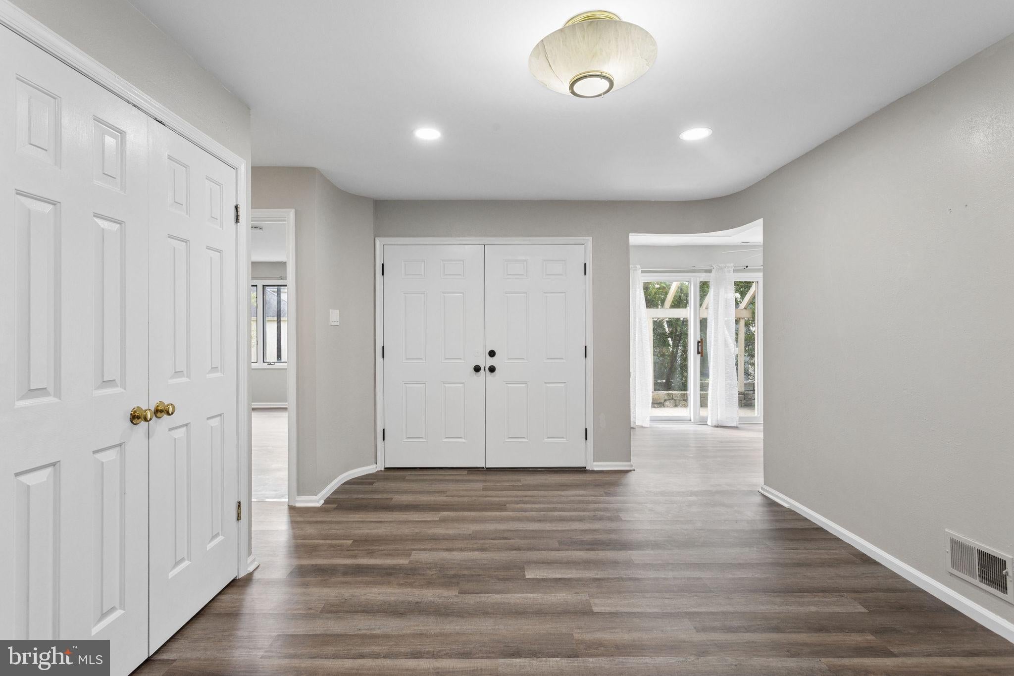 932 CHANTICLEER DRIVE