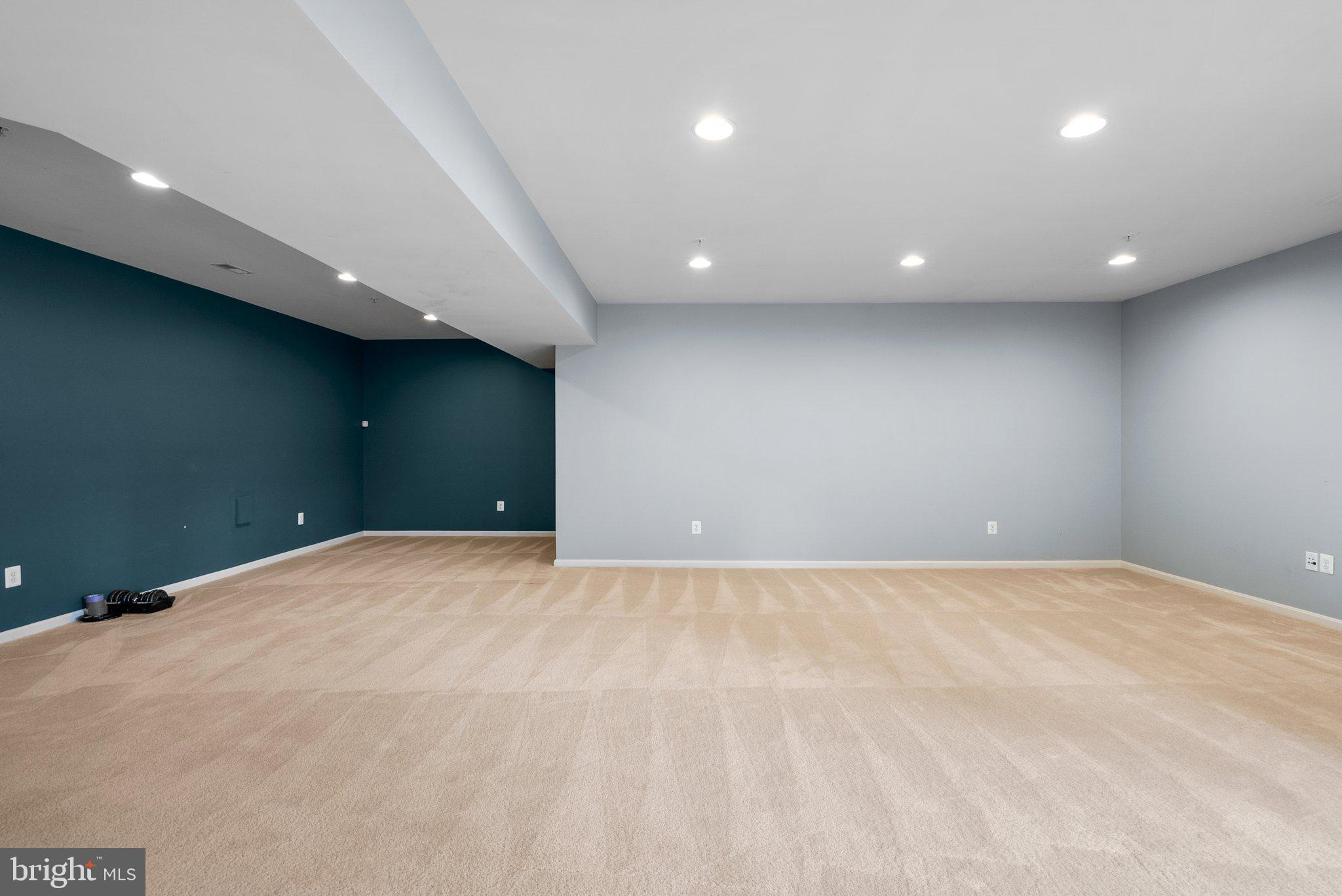 WOODCREST - Residential