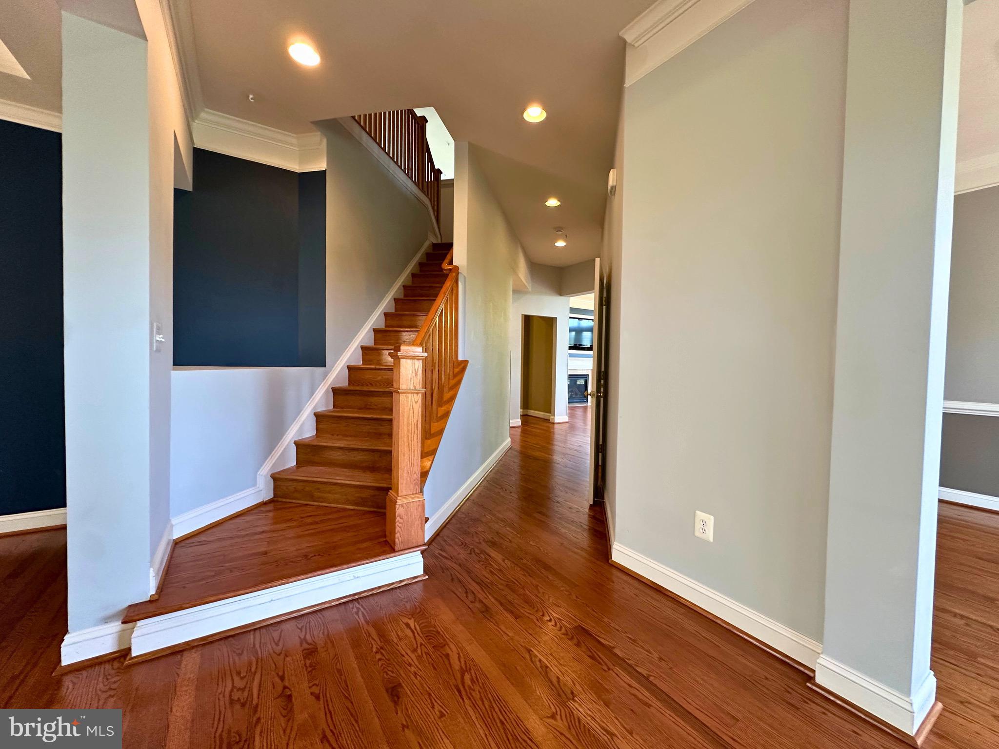 WOODCREST - Residential