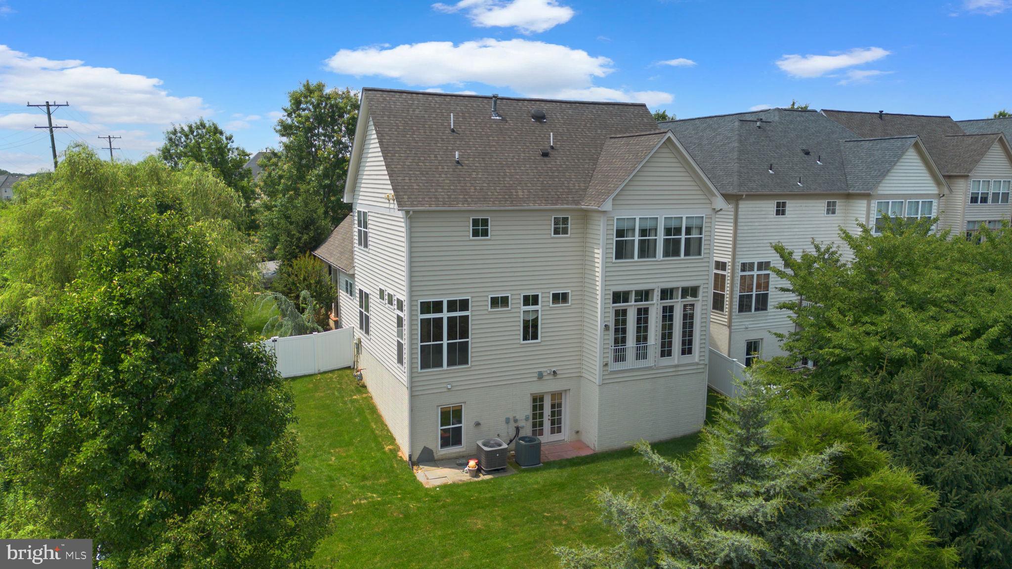 WOODCREST - Residential