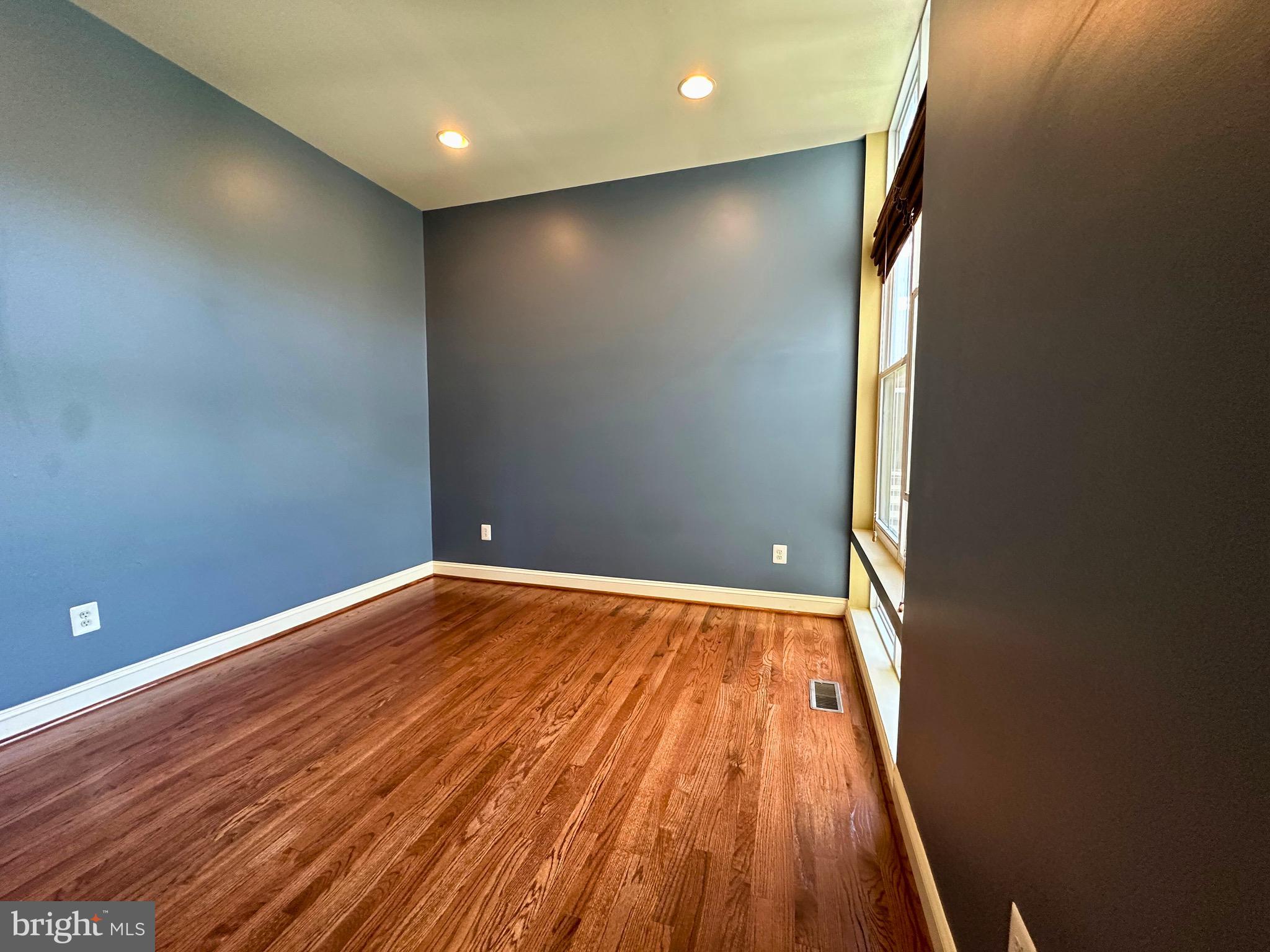 WOODCREST - Residential