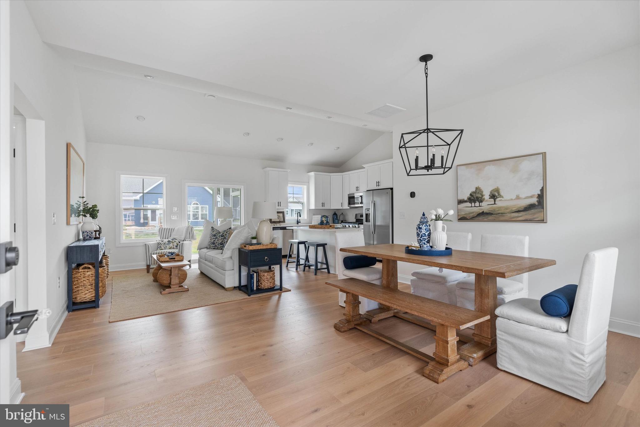 THE VINES OF SANDHILL - Residential