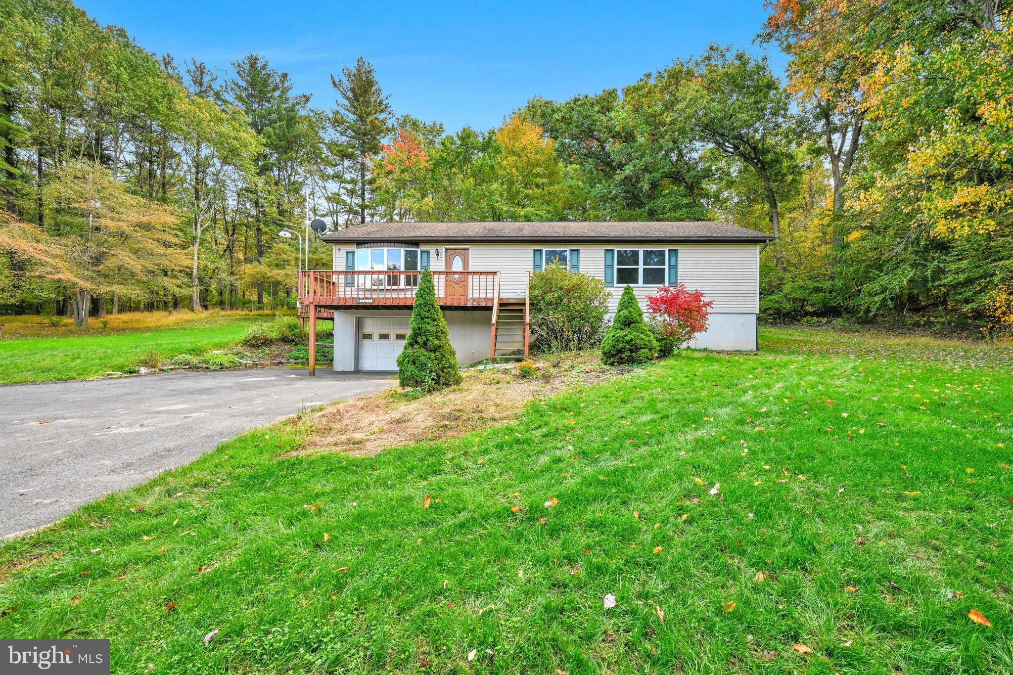 327 W LAUREL STREET