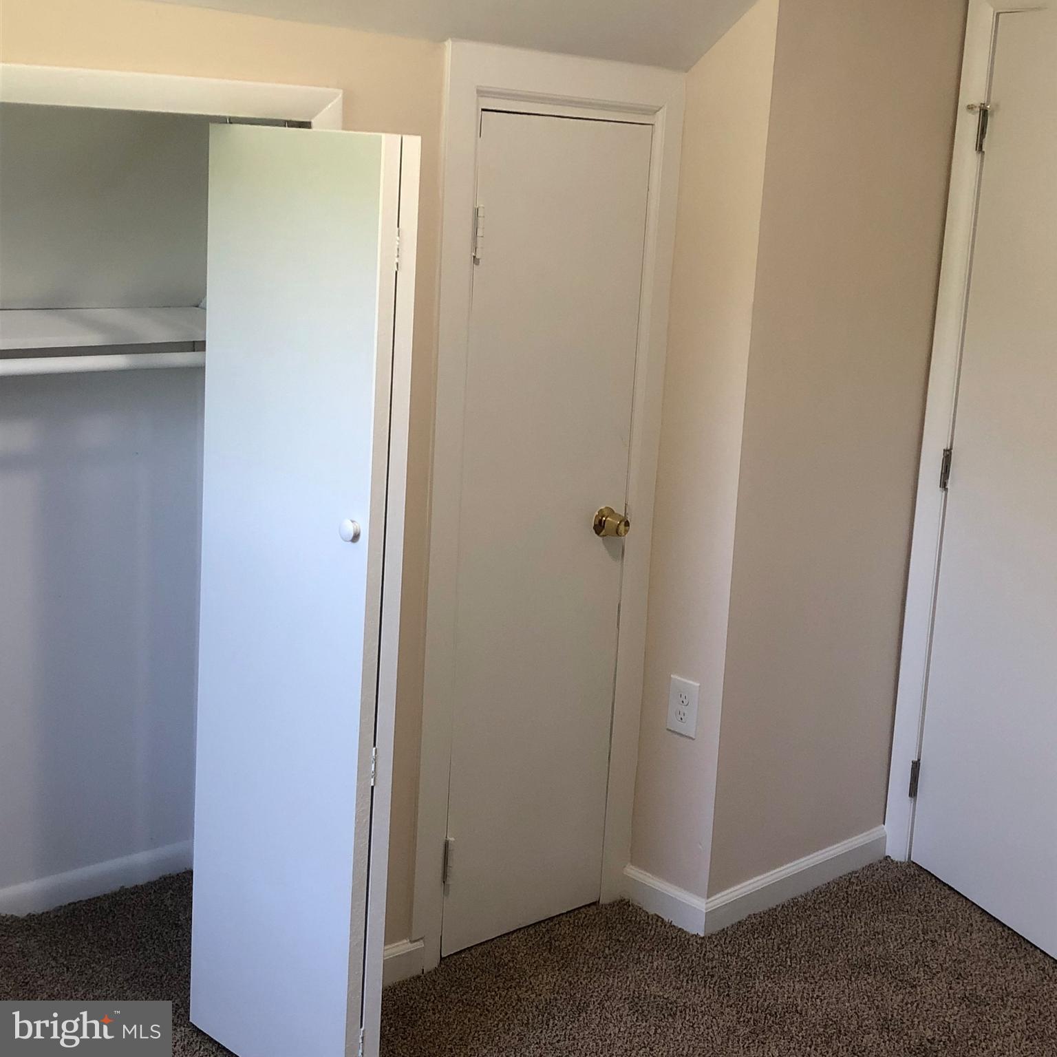 CLINTON ESTATES - Residential