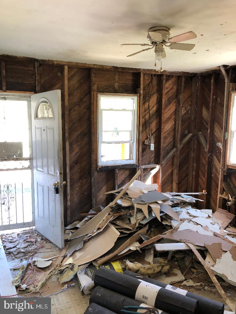 CLINTON ESTATES - Residential