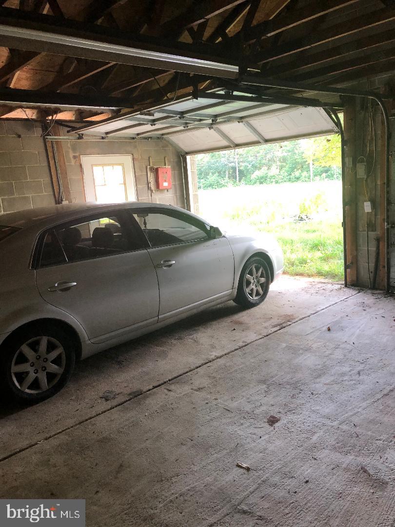 CLINTON ESTATES - Residential