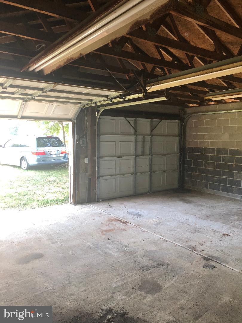 CLINTON ESTATES - Residential