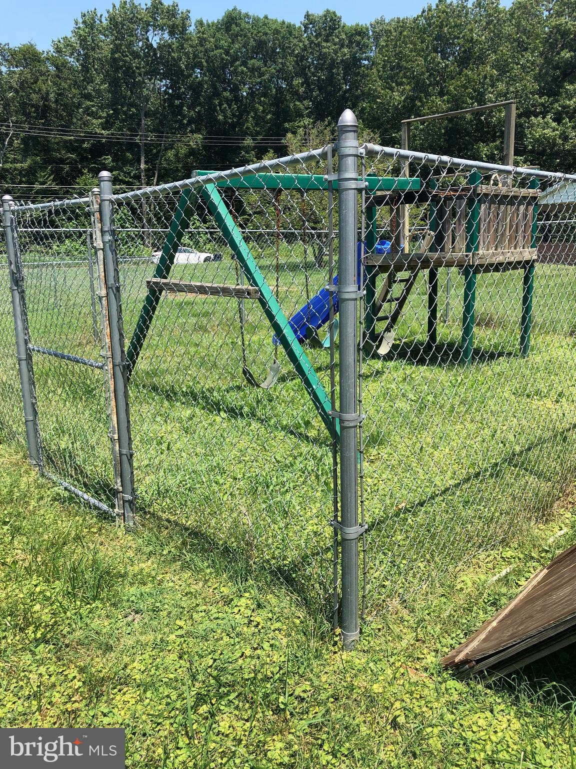 CLINTON ESTATES - Residential