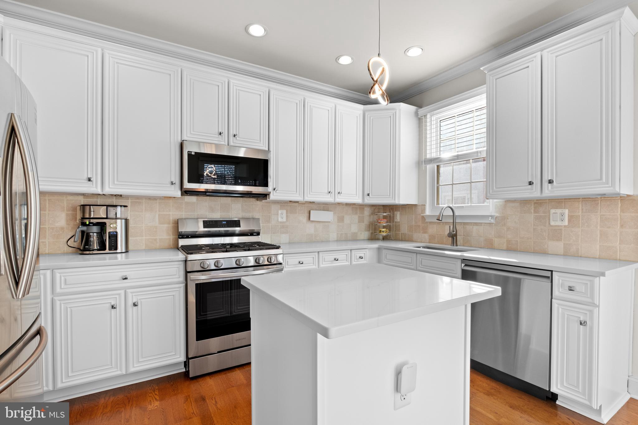 PHILADELPHIA - Residential