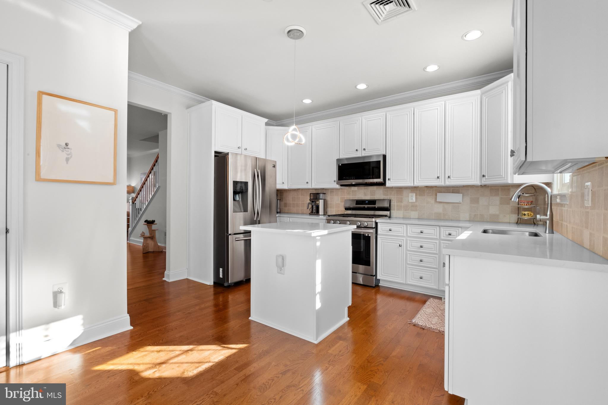 PHILADELPHIA - Residential