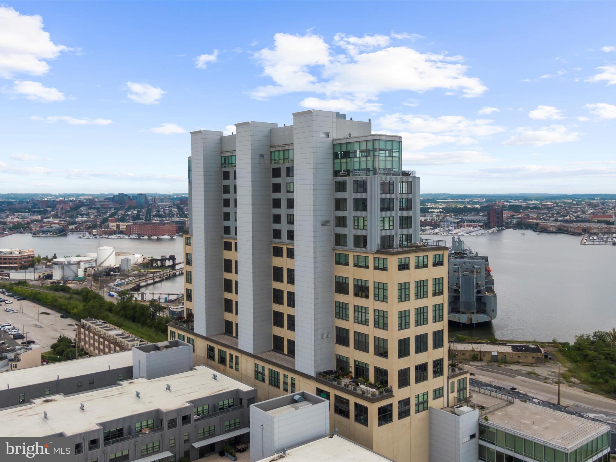 LOCUST POINT - Residential