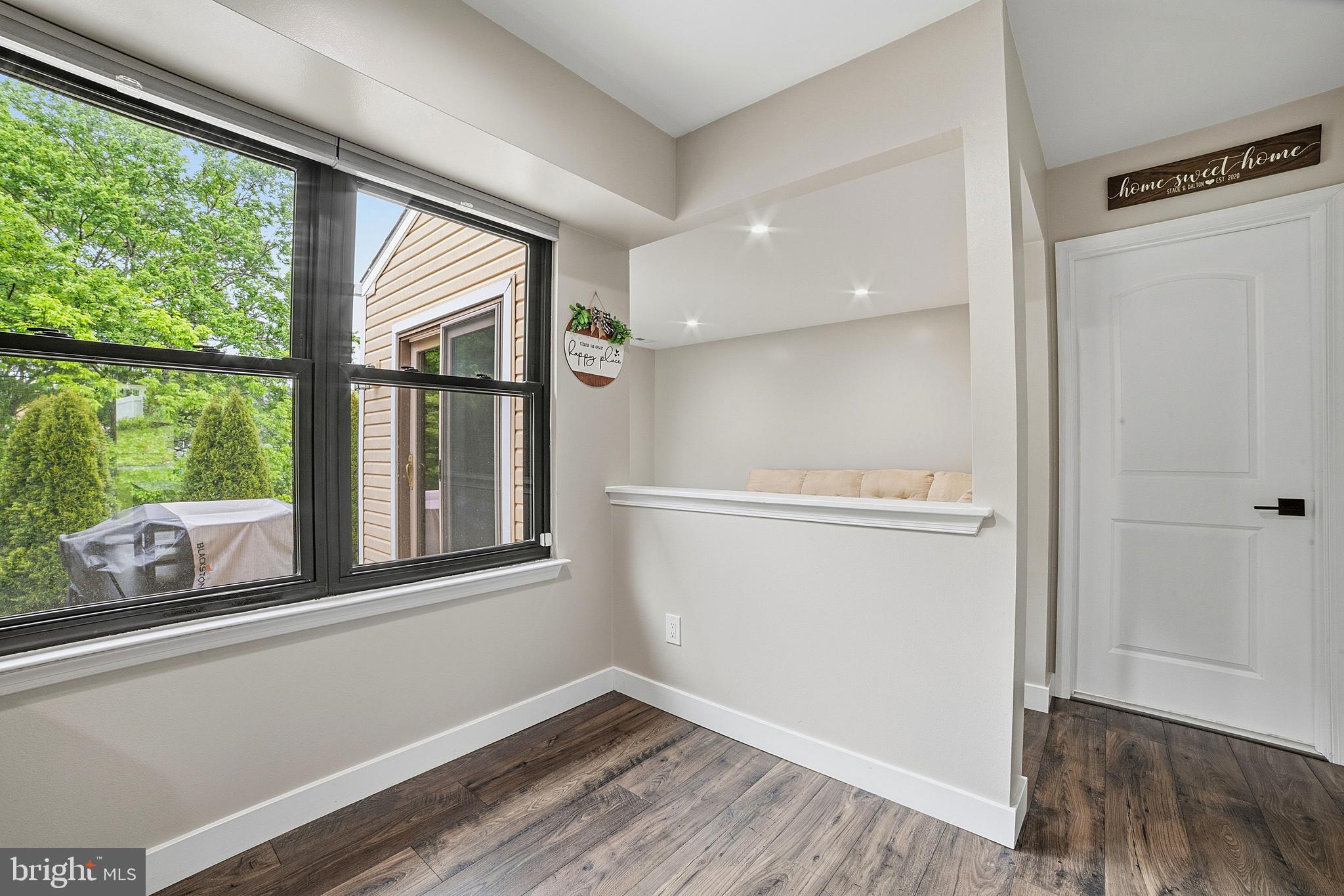 GEORGETOWN - Residential