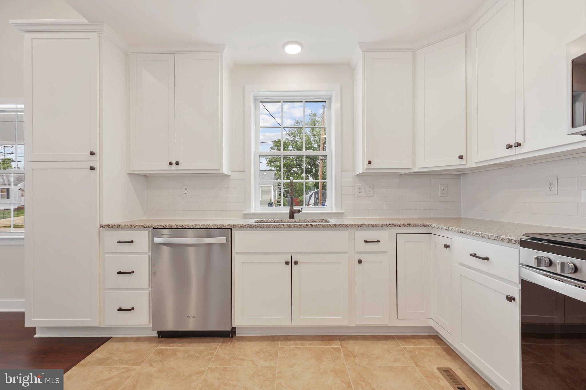 ABERDEEN HILLS - Residential