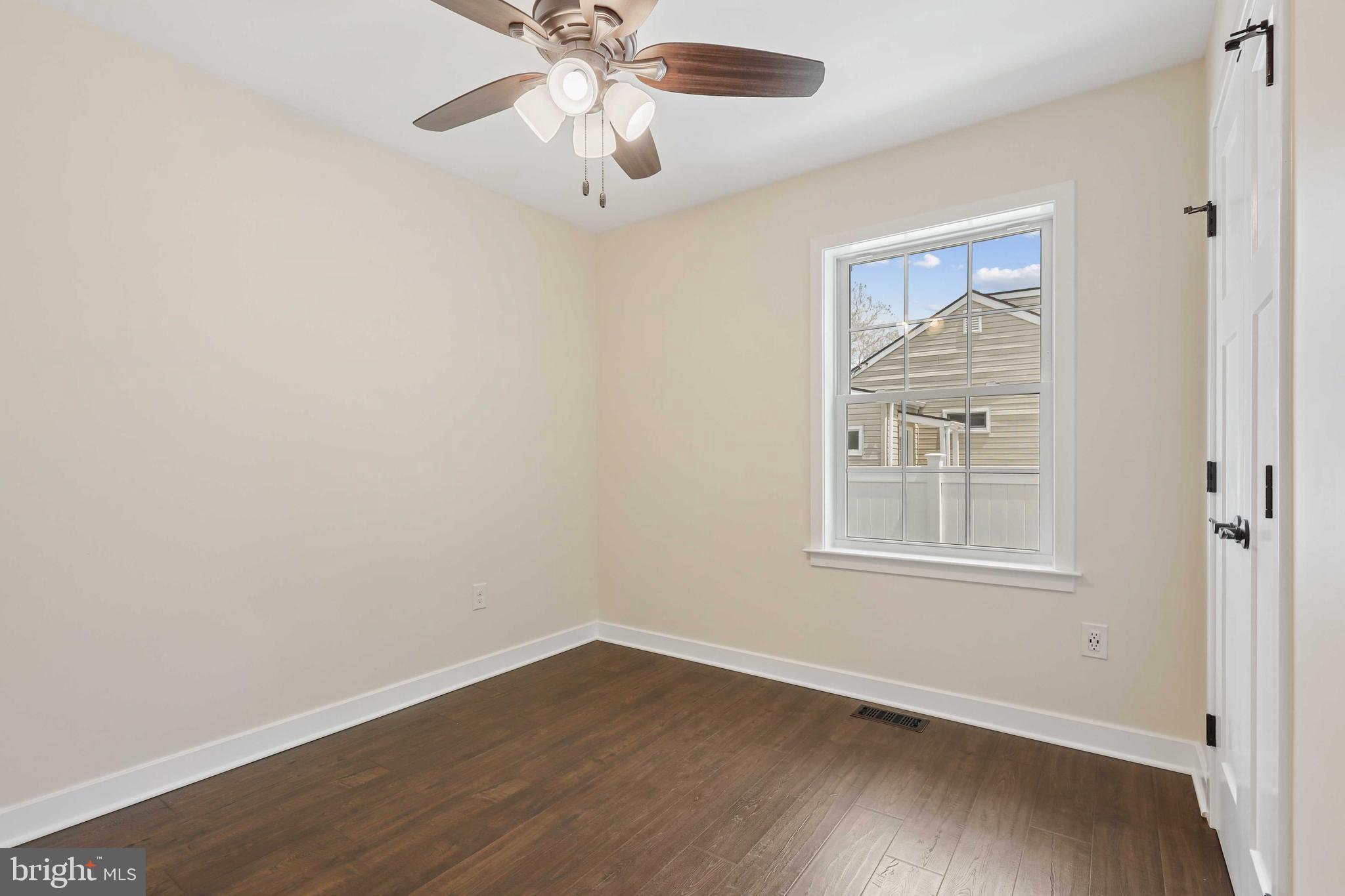 ABERDEEN HILLS - Residential