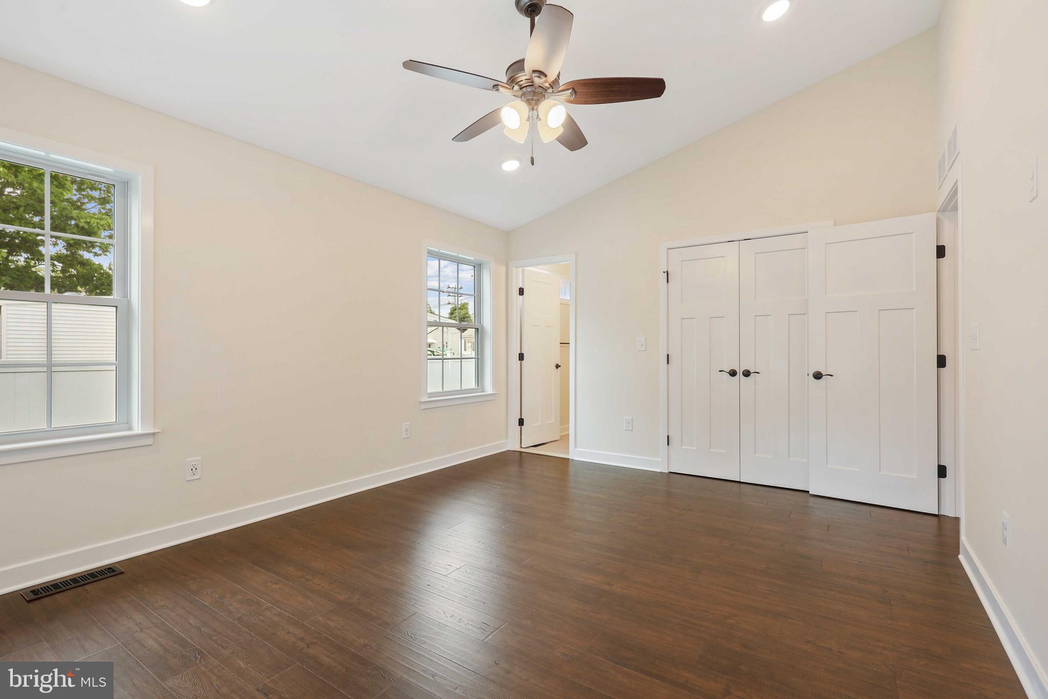 ABERDEEN HILLS - Residential