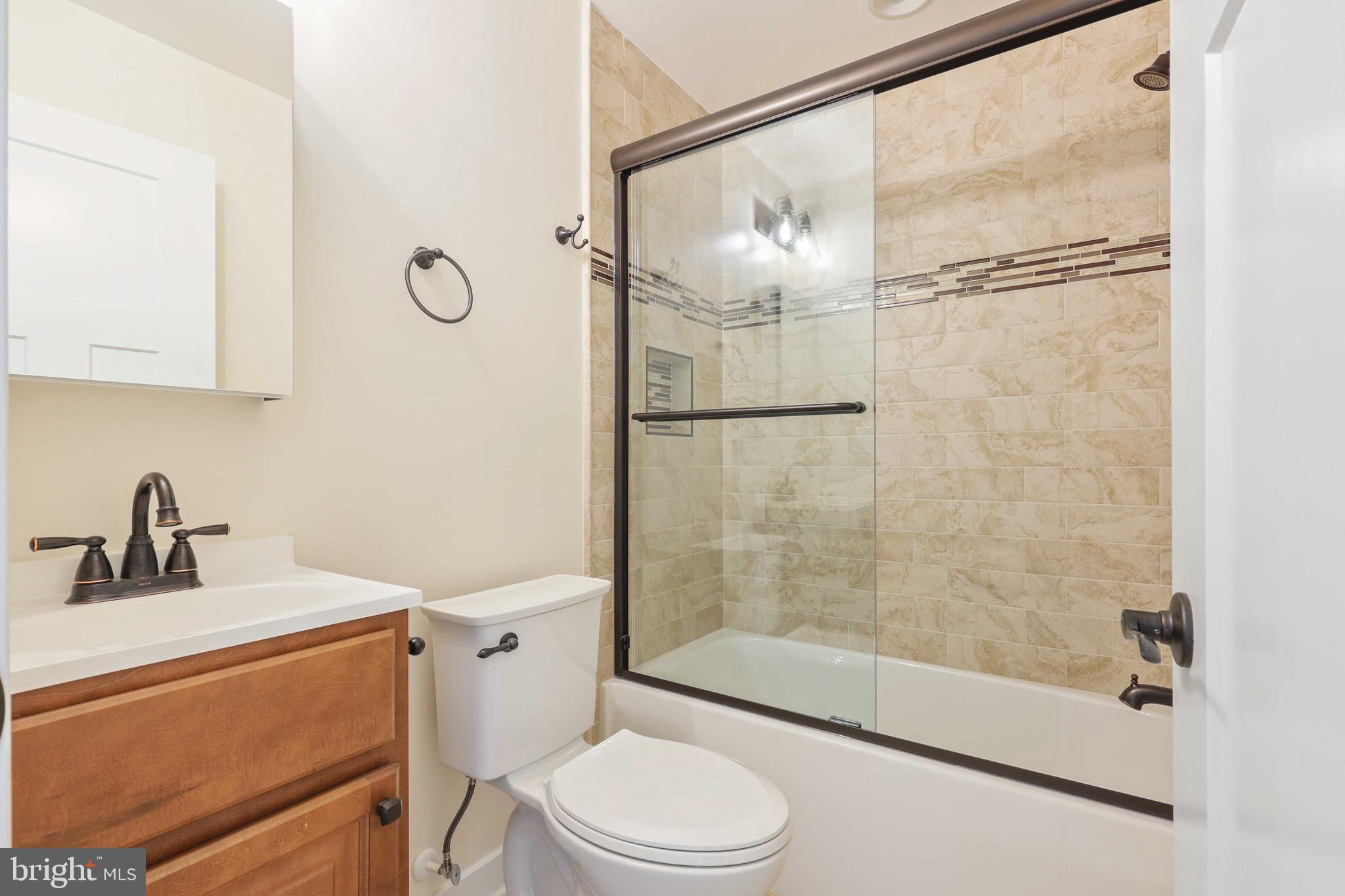 ABERDEEN HILLS - Residential