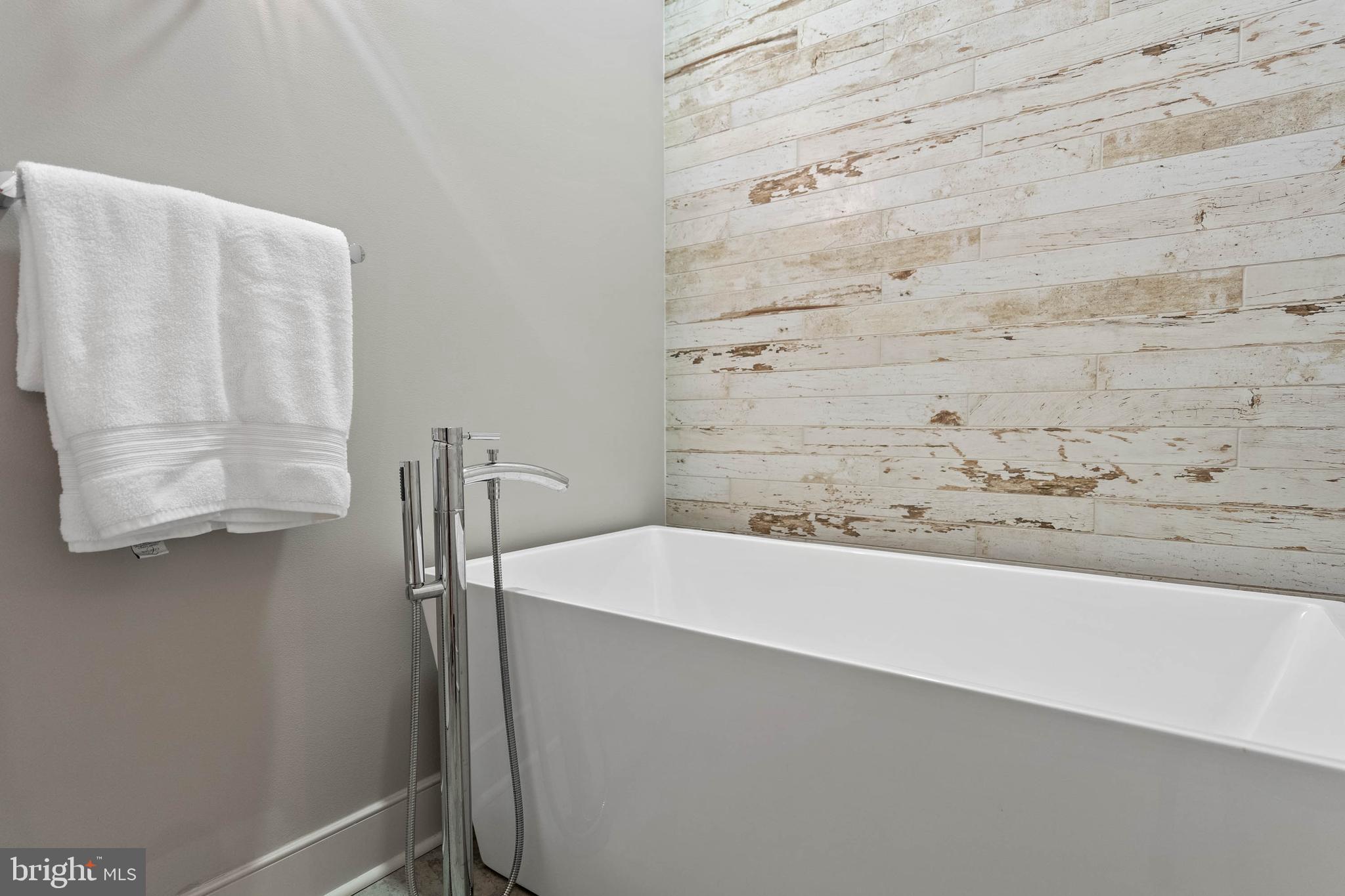 NORTH REHOBOTH - Residential