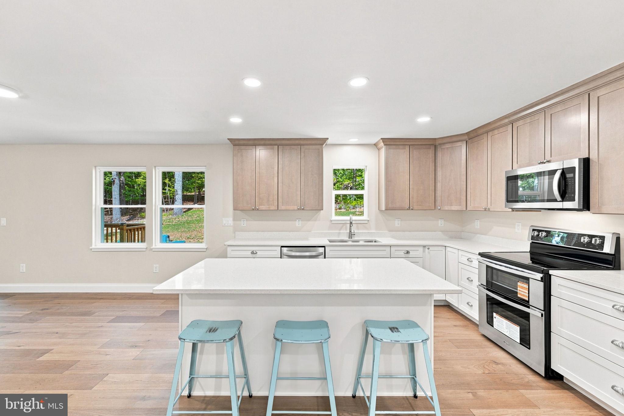 448 CEDAR LANE