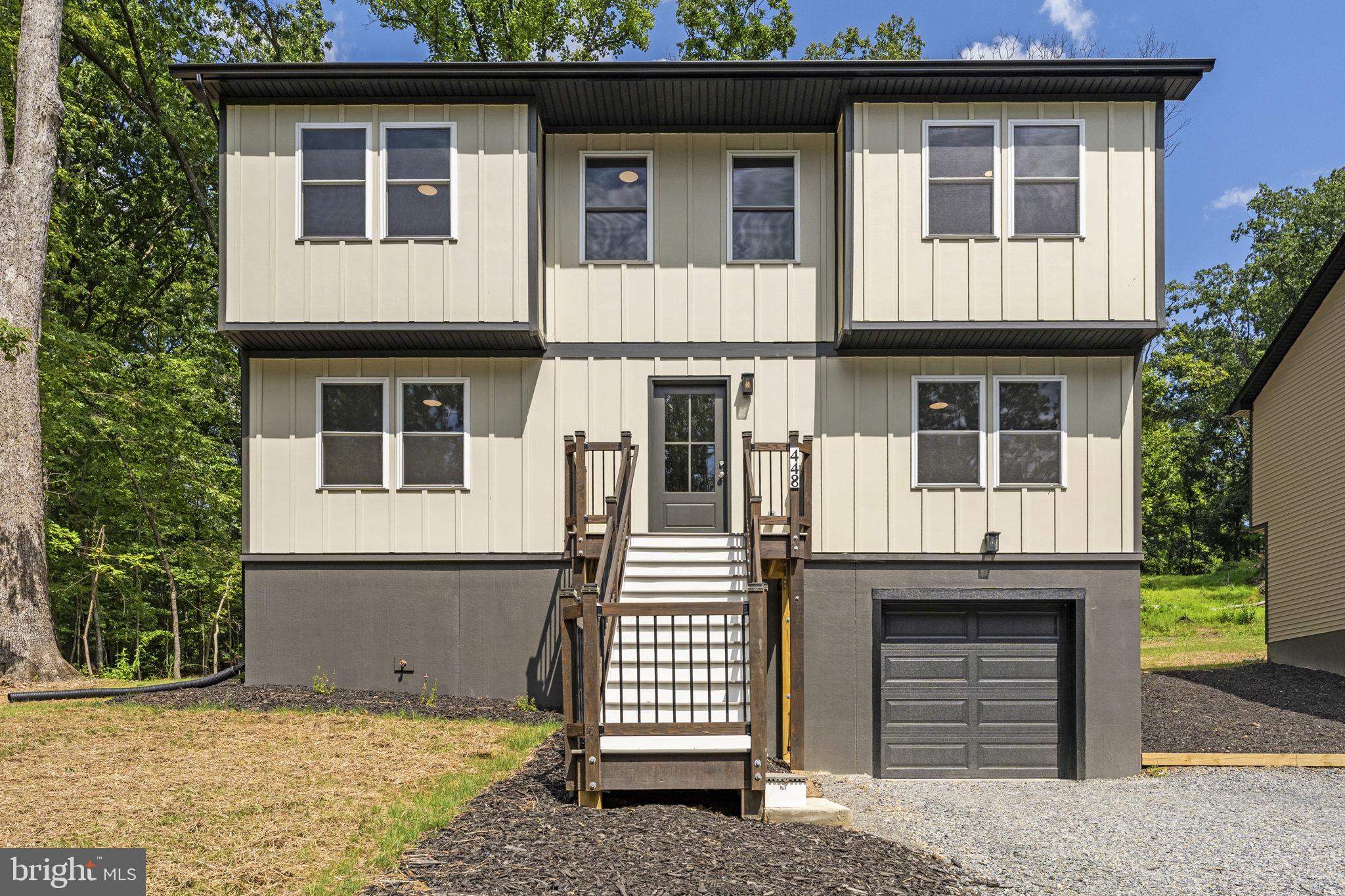 448 CEDAR LANE