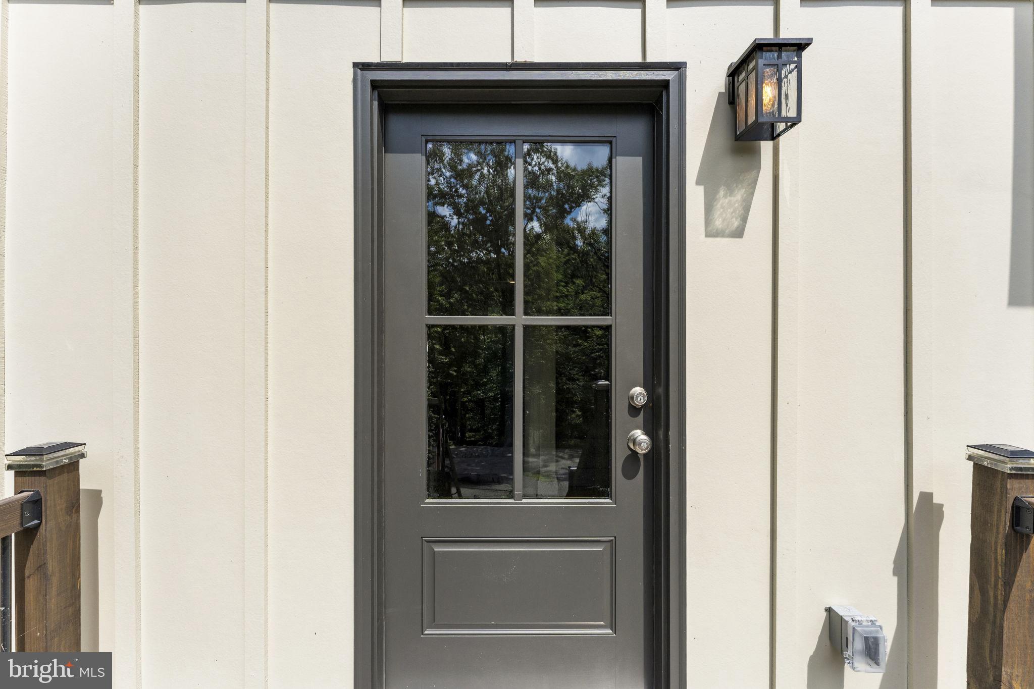 448 CEDAR LANE