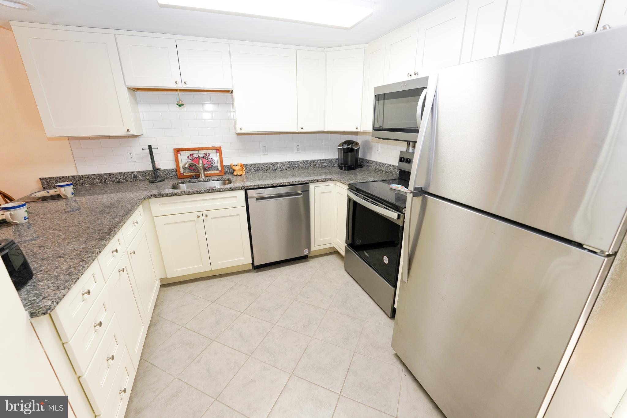 INDIAN HARBOR VILLAS - Residential