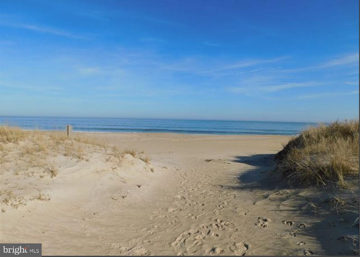 INDIAN HARBOR VILLAS - Residential