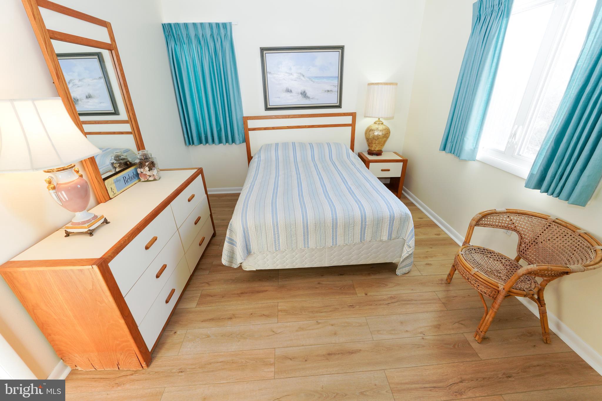 INDIAN HARBOR VILLAS - Residential