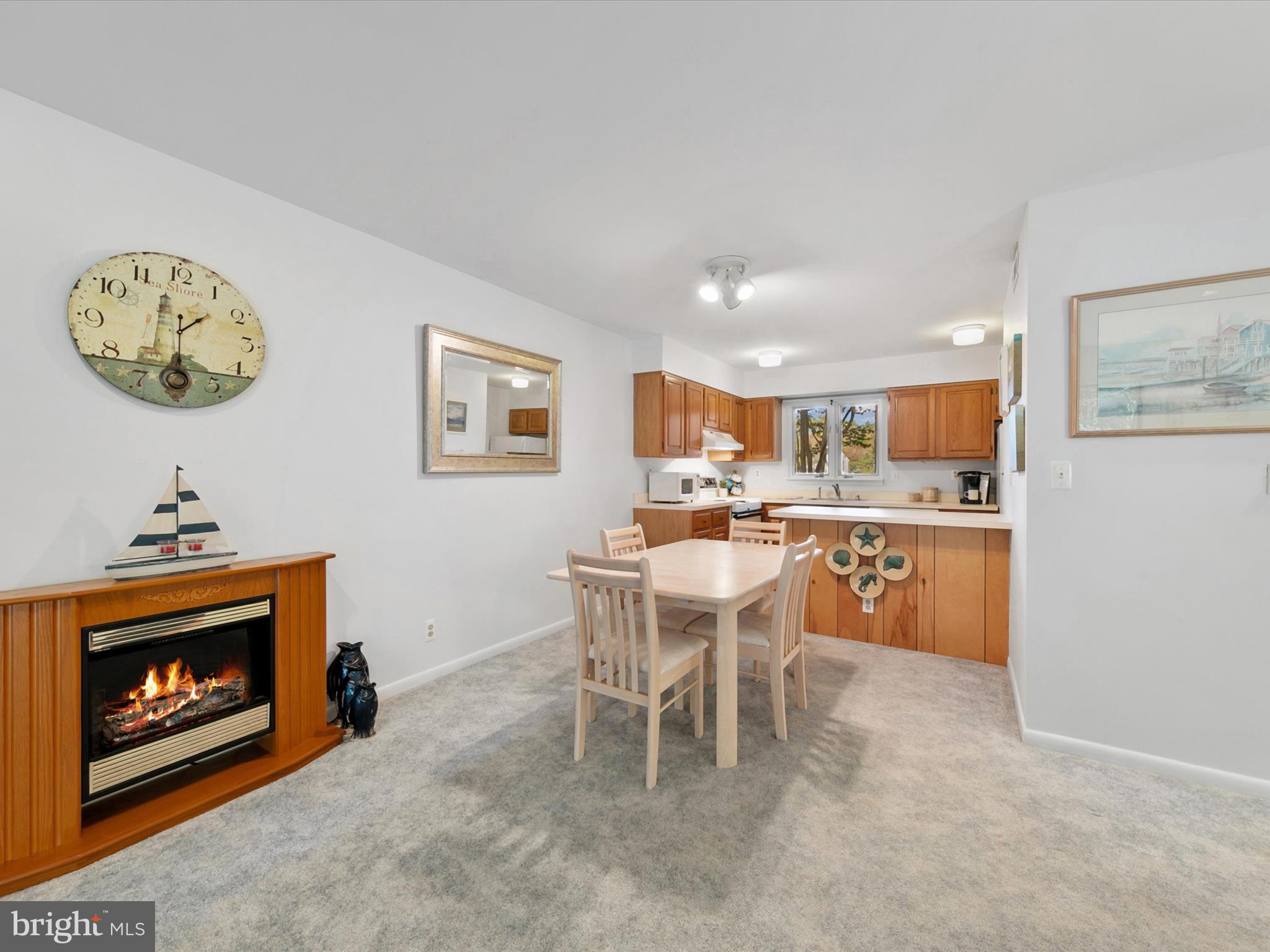 SEA COLONY WEST - Residential