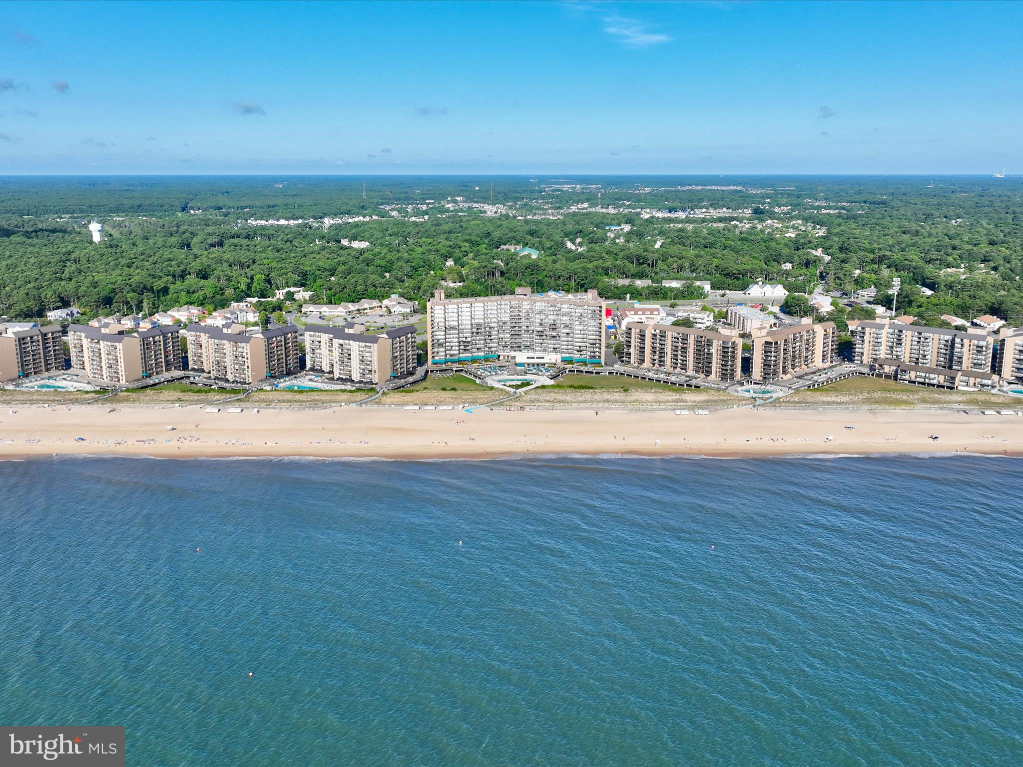 SEA COLONY WEST - Residential