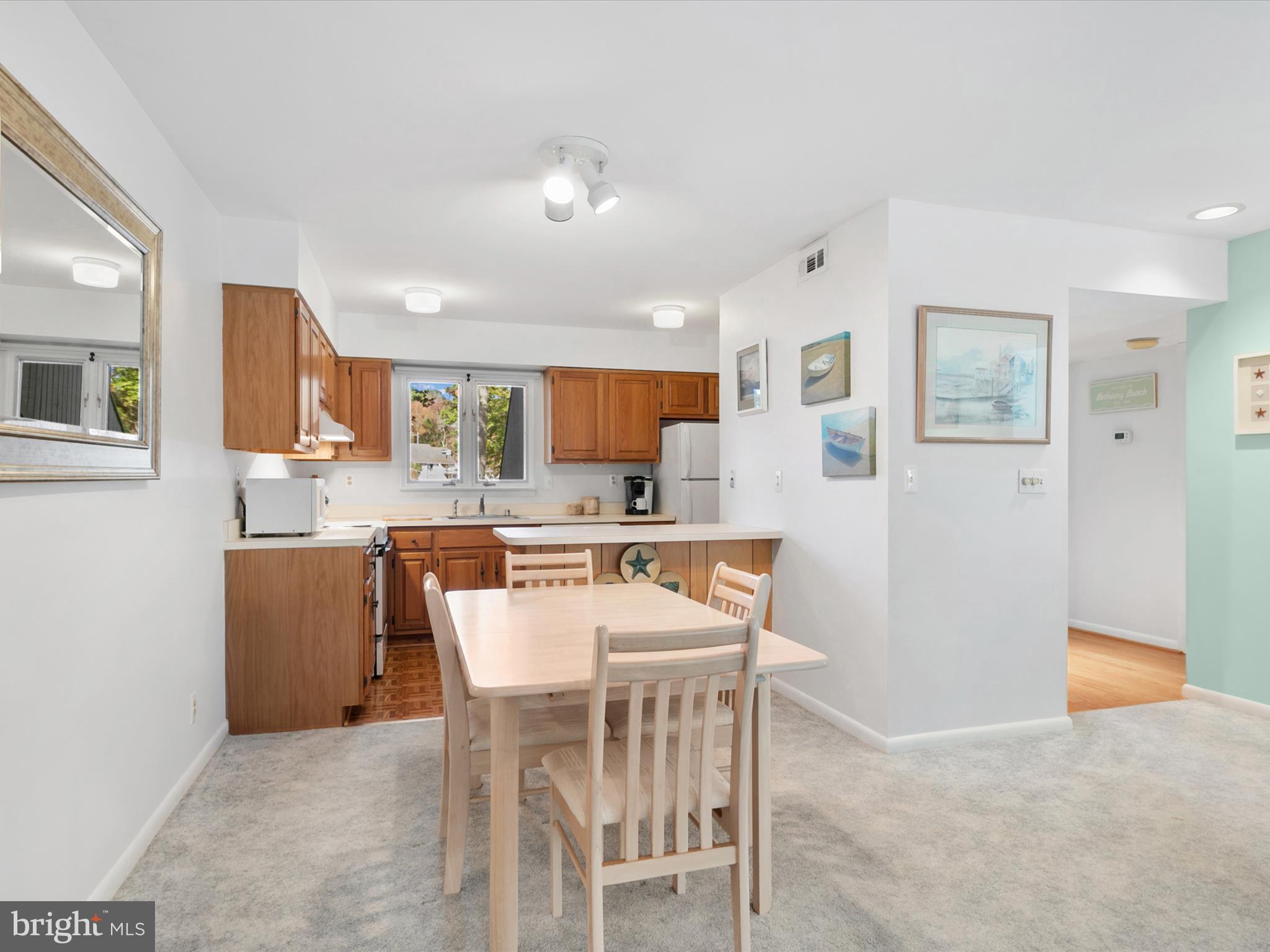 SEA COLONY WEST - Residential