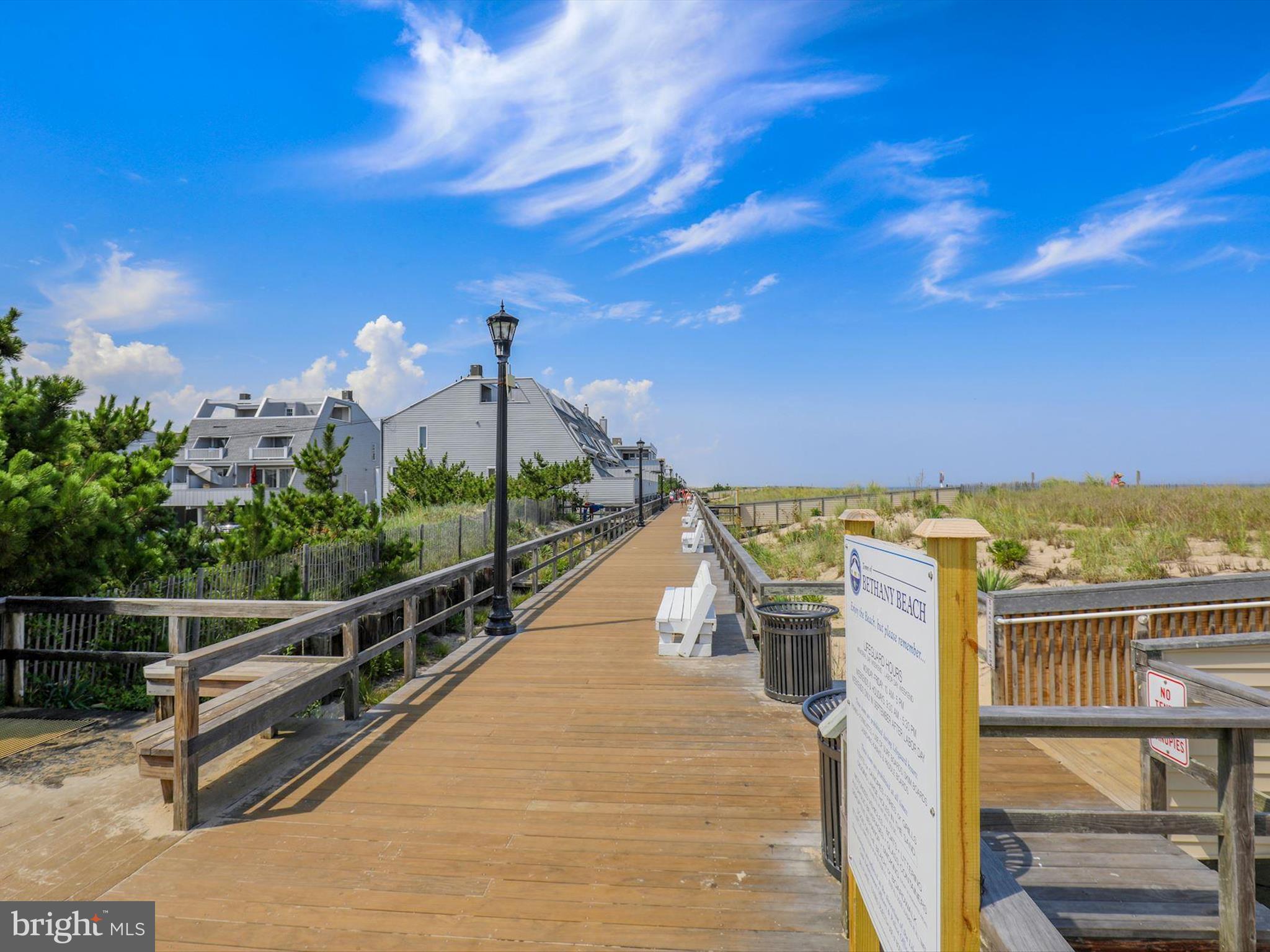 SEA COLONY WEST - Residential