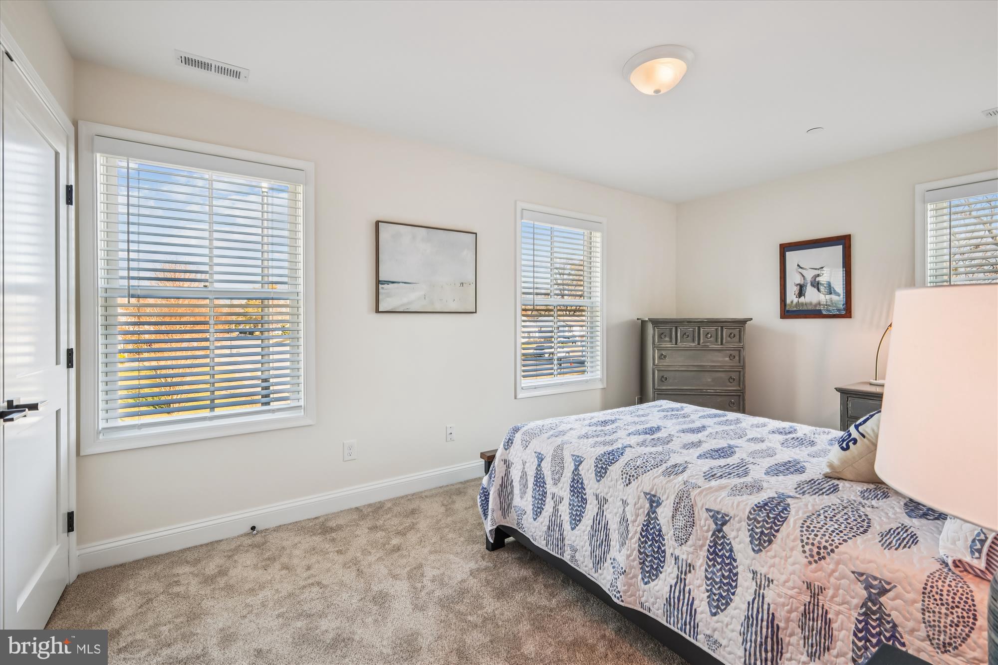 EASTON - Residential