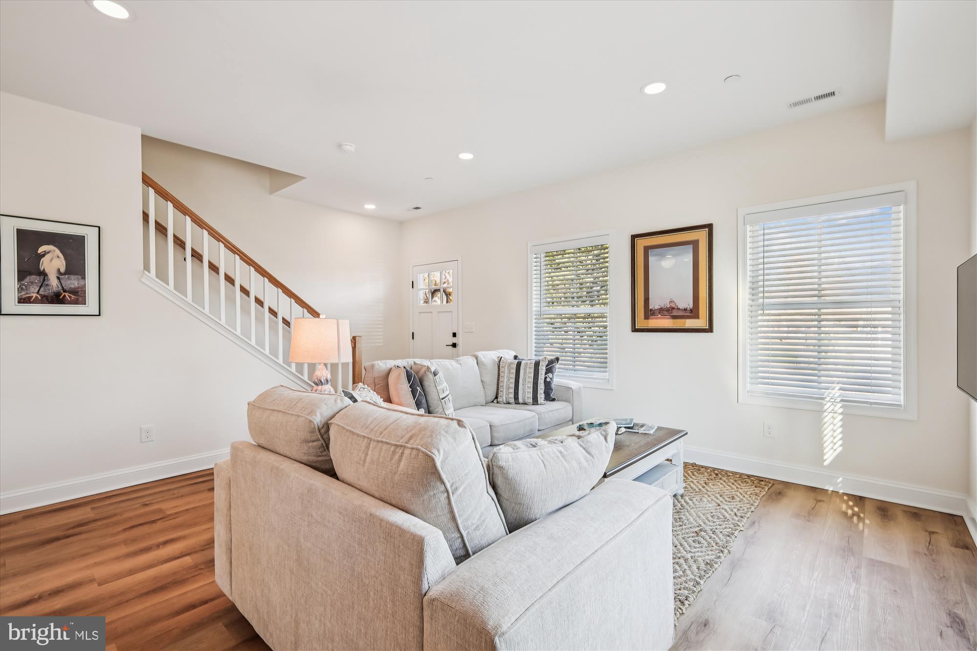 EASTON - Residential