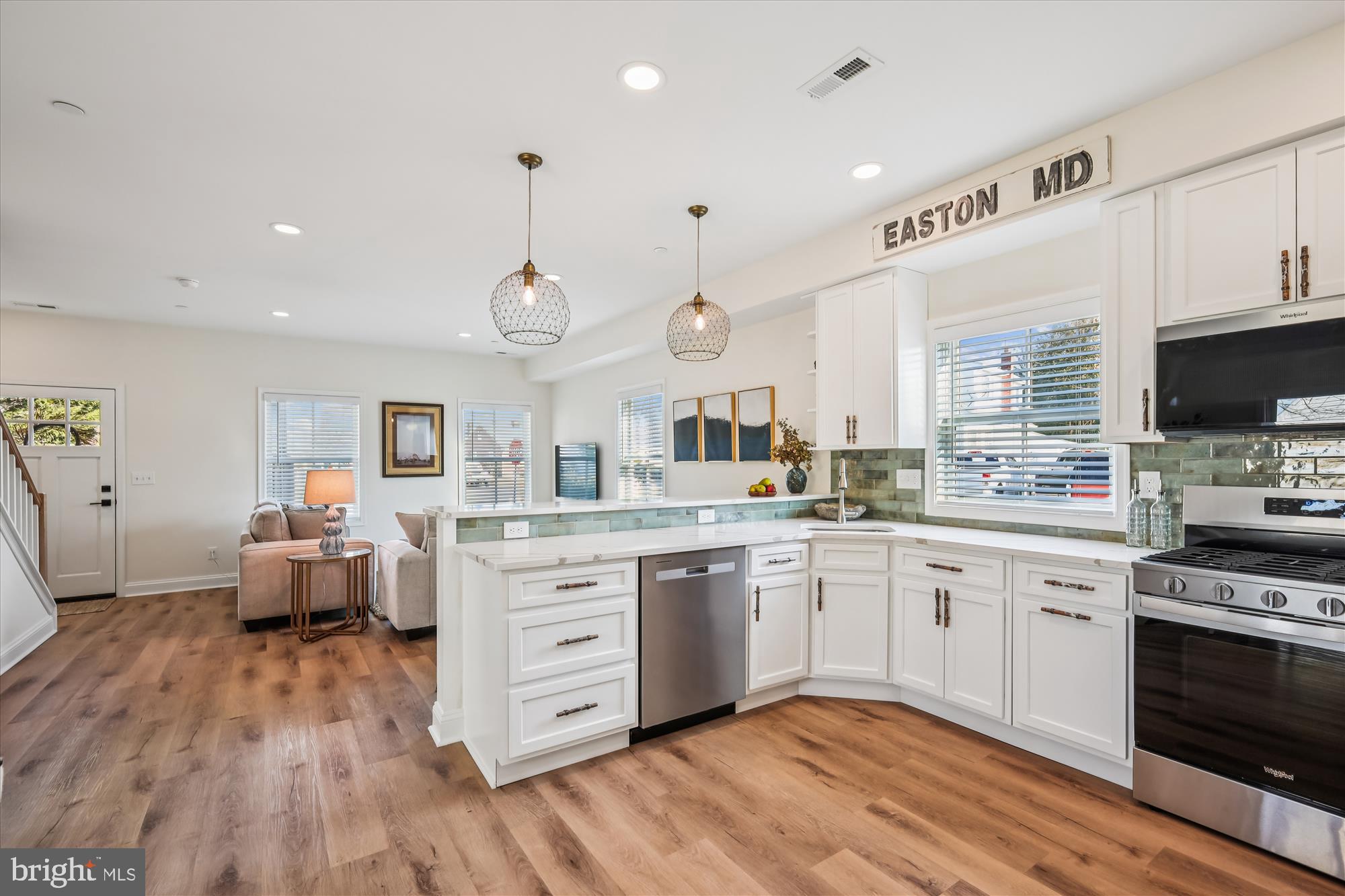 EASTON - Residential