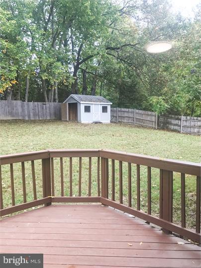 CAMELOT - Residential Lease